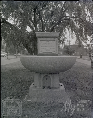Horse Drinking Fountain in Paducah Kentucky