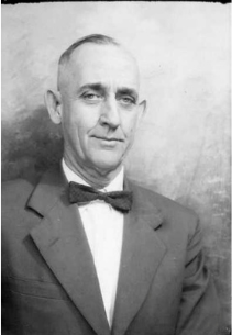 Black and white photograph of Ballard County fiddler, Rube Elrod, courtesy of Phyllis June